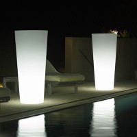 Immagine di Vaso da Esterno Illuminato Euro3Plast Kube Light 50cm Bianco 
