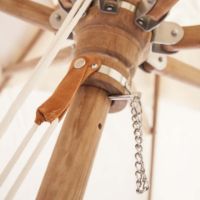 Immagine di Ombrellone con Finitura Inox 3x4m con Palo in Teak da 48mm - Verde