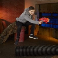 Immagine di Hasbro Nerf Mega Bulldog (Blaster con dardi Accustrike) 