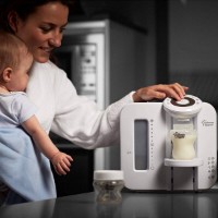 Sistema di Preparazione Biberon Perfect Prep di Tommee Tippee