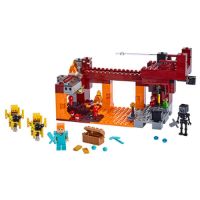 Immagine di LEGO Minecraft Il Ponte del Blaze 21154 