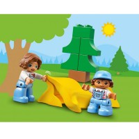 Immagine di LEGO DUPLO Avventura in Famiglia sul Camper Van - 10946