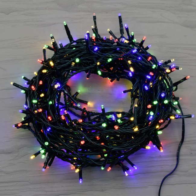 Catena di luci 300 Led 3 mm multicolore  15 m con Giochi Luce e funzione memoria, IP44, idoneo uso interno/esterno, filo verde