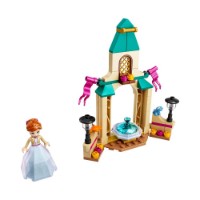 LEGO Disney Il Cortile del Castello di Anna 43198
