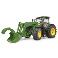 John Deere 7R con Caricatrice Frontale Bruder