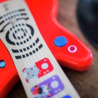 Chitarra Connessa dal Tocco Magico Hape