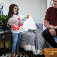 Chitarra Connessa dal Tocco Magico Hape