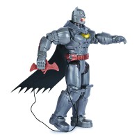 Personaggio Batman Deluxe Battle Strike Spin Master