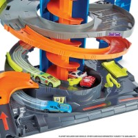 Mattel Hot Wheels City Mega Garage Twist