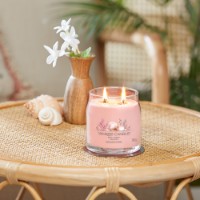 Yankee Candle Signature Candela in Giara Media Pink Sands 50 Ore