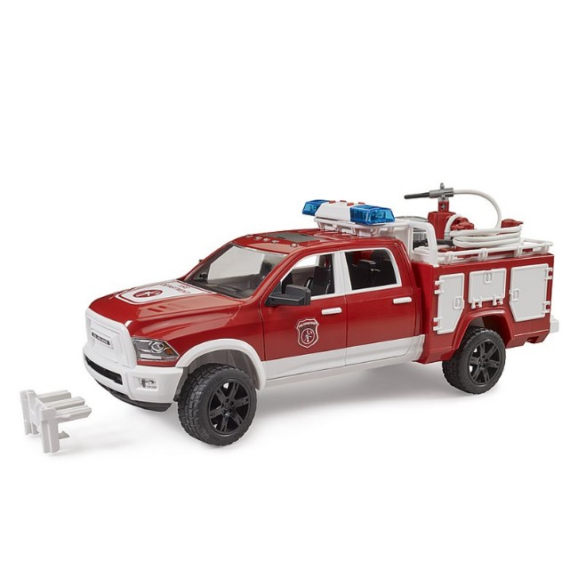 Bruder RAM 2500 Camion dei Pompieri con Modulo Light + Sound 02544