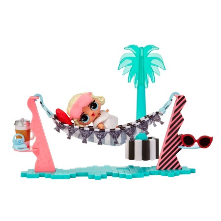 LOL Surprise Furniture Playset With Doll - Leading Baby + Vacay Lounge