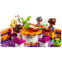 LEGO Friends Cucina Comunitaria di Heartlake City 41747