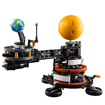 LEGO Technic Pianeta Terra e Luna in Orbita 42179