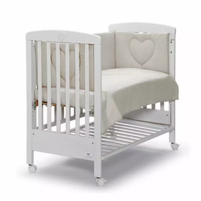 Cuoricini Lettino Co Sleeping Cuoricino in Legno con Materasso - Bianco
