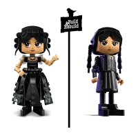 LEGO Wednesday Personaggio di Mercoledì Addams 76780