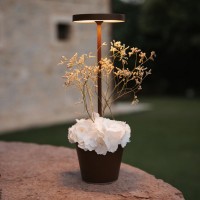 Immagine di Zafferano Lampada da Tavolo Poldina Reverso Ricaricabile Corten