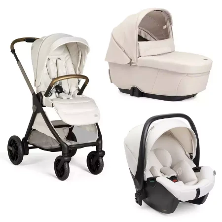 Chicco Trio Bellagio da 0 a 4 anni con Passeggino Seduta Reversibile, Navicella Gran Comfort e Seggiolino Auto Kory Plus i-Size - Amber Glow