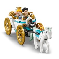 LEGO Disney Castello di Cenerentola e Carrozza Trainata da Cavalli 43275