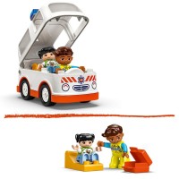LEGO DUPLO Ambulanza e Autista 10447