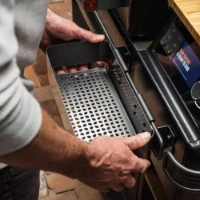 Immagine di Contenitore di Stoccaggio P.A.L. Pop-And-Lock™ Traeger - BAC612