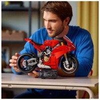 LEGO Technic Motocicletta Ducati Panigale V4 S 42202