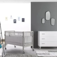 Immagine di Pali Win Lettino Evolutivo 6in1 – Culla, Lettino, Poltroncina e Divanetto in Legno di Faggio, Materassi e Set Tessile inclusi