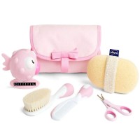 Immagine di Chicco Il Mio Primo Beauty con Forbicine, Guanti in Spugna, Pettine, Termometro e Spazzola
