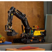 LEGO Technic Escavatore Volvo EC500 Hybrid 42215