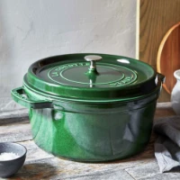 Staub Cocotte Rotonda in Ghisa con Coperchio - Verde Basilico