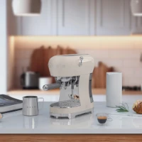 Smeg Macchina da Caffè Espresso Manuale - Panna