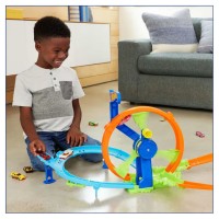Hot Wheels Action Pista Loop Rotante Playset con Macchinina Die-Cast in Scala 1:64