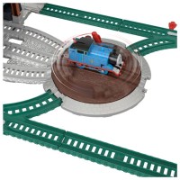 Fisher-Price Il Trenino Thomas Pista Centro di Consegna Barili con Trenino Motorizzato in Versione Classicab