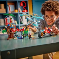 Immagine di LEGO® NINJAGO® Battaglia alla casa sull’albero con veicolo Ninja 71857