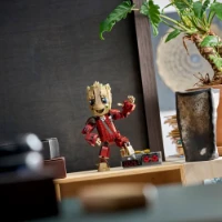 Immagine di LEGO® Marvel Groot in tuta da Ravager 76341