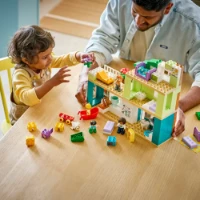 Immagine di LEGO® DUPLO® Casa familiare moderna 3 in 1 con personaggi 10470