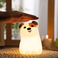 Immagine di InnoGIO Barky the Dog Luce Notturna per Bambini in Silicone BPA Free, Luce Calda e Fredda, Multicolore, Ricaricabile USB-C