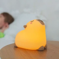 Immagine di InnoGIO Coco il Capibara Luce Notturna per Bambini in Silicone BPA Free, Luce Calda e Fredda, Ricaricabile USB-C, Spegnimento Automatico
