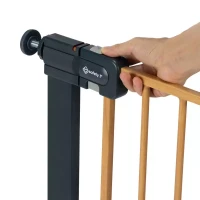 Immagine di Safety 1st Easy Close Metal SecureTech Cancelletto di Sicurezza Bambini per Scale e Porte, Montaggio a Pressione Senza Fori - Wood 