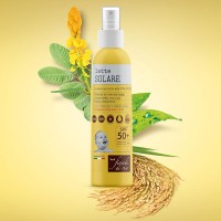 Immagine di Fiocchi di Riso Latte Solare Spray SPF 50+ 140 ml per Bambini e Neonati - Tripla Protezione UVA UVB IR, Coral Friendly, Flacone Riciclato