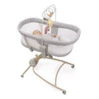 Immagine di Chicco Armonia Baby Hug 4 in 1 - Culla Neonato Convertibile a Sdraietta/Seggiolone/Prima Sedia con Barra Giochi e Ruote Piroettanti - da 0 a 36 Mesi