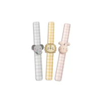 Immagine di Suavinex Bracciale Anti-Zanzare Bambini alla Citronella dai 3 Anni - Resistente all'Acqua, Efficace fino a 30 Giorni, 2 Ricambi Inclusi
