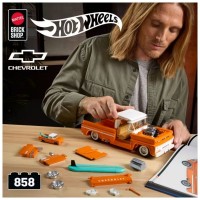 Mattel Brick Shop Hot Wheels Custom ’62 Chevy Pickup