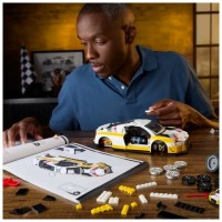 Mattel Brick Shop Hot Wheels Audi R8 LMS