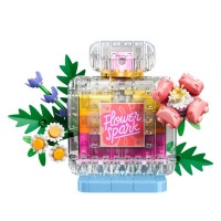 LEGO Creator 3in1 Boccetta di Profumo con Decorazione Floreale 31383