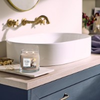 Immagine di Yankee Candle Signature Candela in Giara Grande Seaside Woods 90 Ore