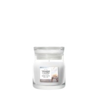 Immagine di Yankee Candle A Calm & Quiet Place Candela in Giara Piccola Signature