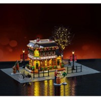 Immagine di Lemax 66707 Dani’s Pub Set con Alimentatore