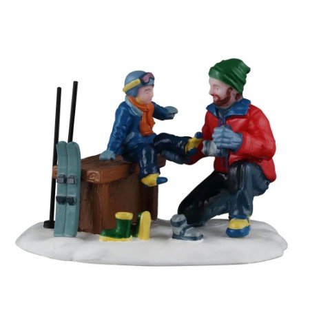 Immagine di Lemax 62633 Father And Son Ski Day