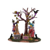 Immagine di Lemax 64601 Decorating The Spooky Tree